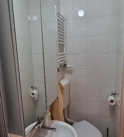 בית אירוח Goscinne *